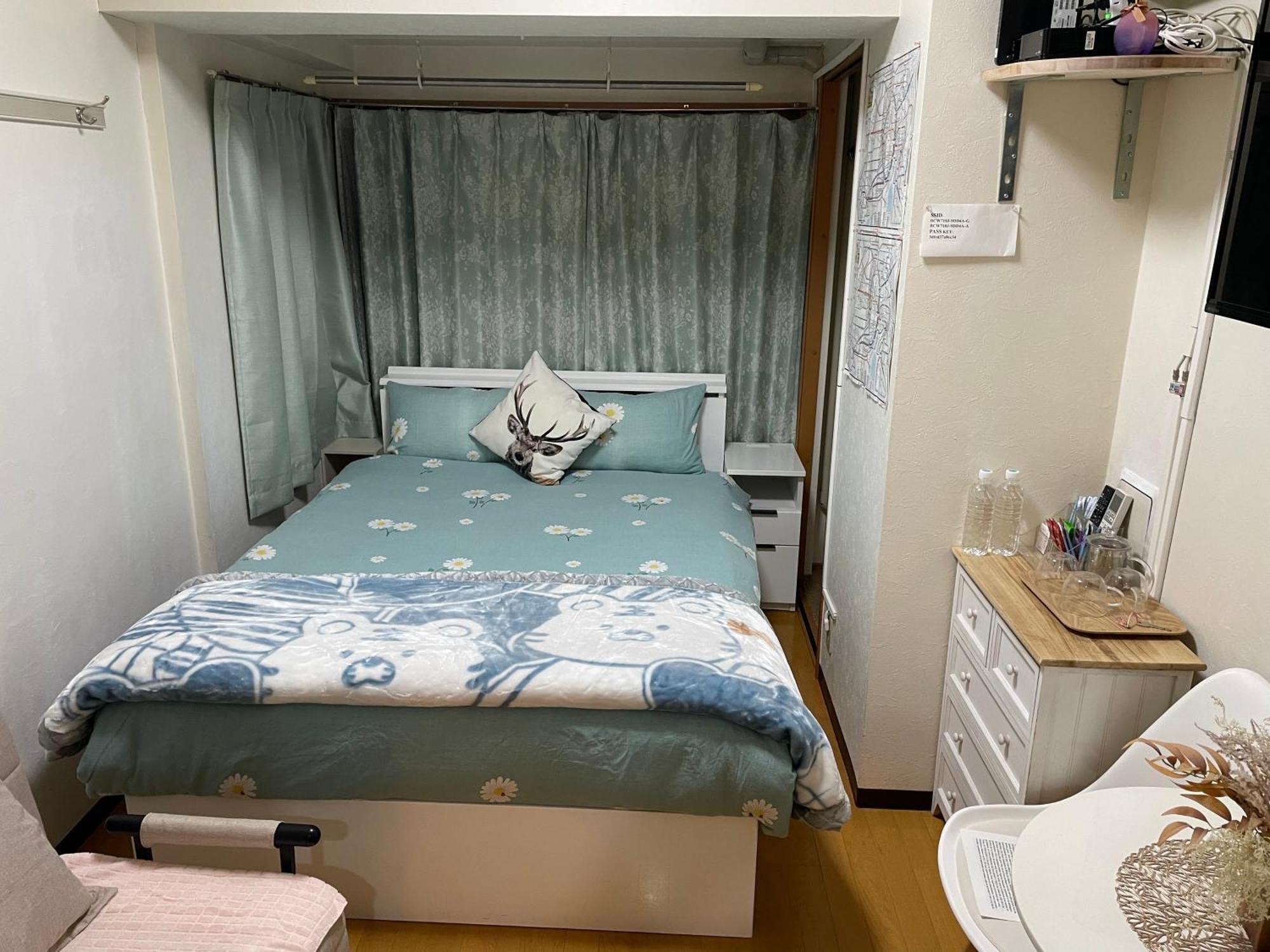 新宿安靜の家-A Quiet Home In Shinjuku - A 26 Square Meter Double Bed Room That Feels Like Home Tokyo Esterno foto